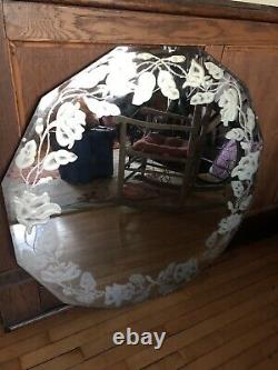 Beautiful Vintage large Roses etched beveled mirror Good Condition